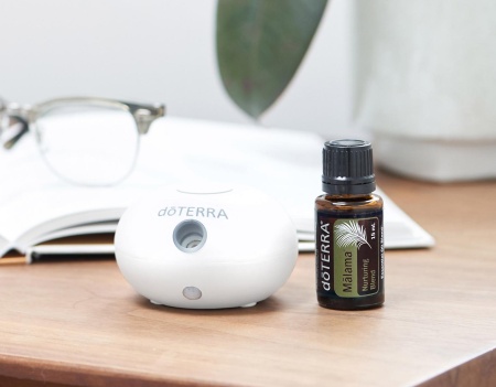 Картинка Набор doTERRA портативный диффузор Bubble с датчиком движения и смесь Малама, 15 мл от магазина IQ-Robot