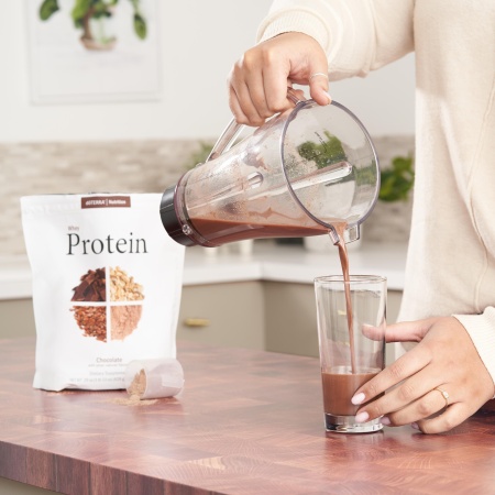 Картинка Протеин doTERRA шоколадный (Chocolate Whey Protein), 828 г от магазина IQ-Robot