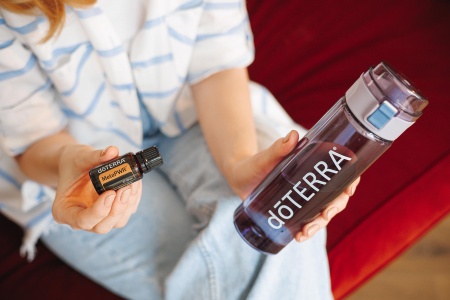 Картинка Набор doTERRA «Солнце в воде» для активного образа жизни (бутылка фиолетовая + MetaPWR) от магазина IQ-Robot