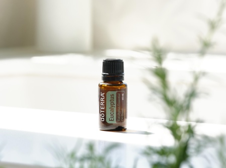 Картинка Смесь эфирных масел doTERRA Эвкалипт (из 5-ти уникальных видов), Eucalyptus, 15 мл от магазина IQ-Robot