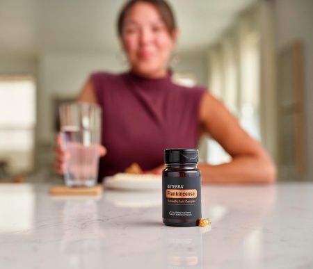 Картинка Комплекс dōTERRA с эфирным маслом ладана и босвеллиевой кислотой, 30 капсул от магазина IQ-Robot