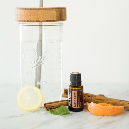 Картинка «Cлим & Cесси» смесь эфирных масел для контроля веса, doTERRA Slim & Sassy, 15 мл от магазина IQ-Robot