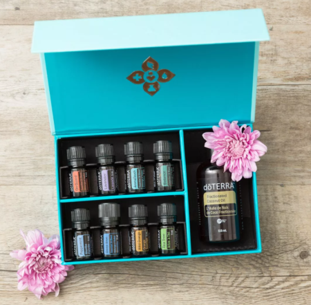 Картинка Набор эфирных масел для массажа doTERRA Ароматач Текник АТТ, 8x5 мл + 1x115 мл. от магазина IQ-Robot