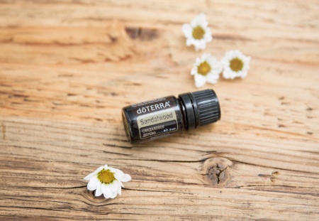 Картинка Эфирное масло doTERRA Сандаловое дерево, Sandalwood, Индийский сандал, 5 мл от магазина IQ-Robot