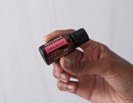 Картинка "Цитрус Блум" смесь весенних ароматов, doTERRA Citrus Bloom, 15 мл от магазина IQ-Robot