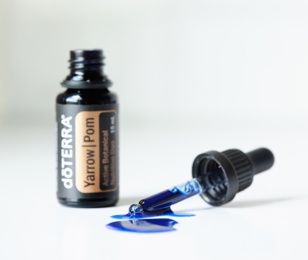 Картинка Эфирное масло doTERRA «Тысячелистник | Гранат», «Yarrow | Pom», 30 мл от магазина IQ-Robot