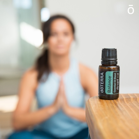 Картинка "Баланс" смесь масел для установления равновесия, doTERRA Balance, 15 мл от магазина IQ-Robot