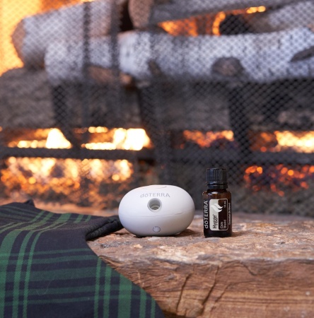 Картинка Набор doTERRA портативный диффузор Bubble с датчиком движения и смесь Hygge, 15 мл от магазина IQ-Robot